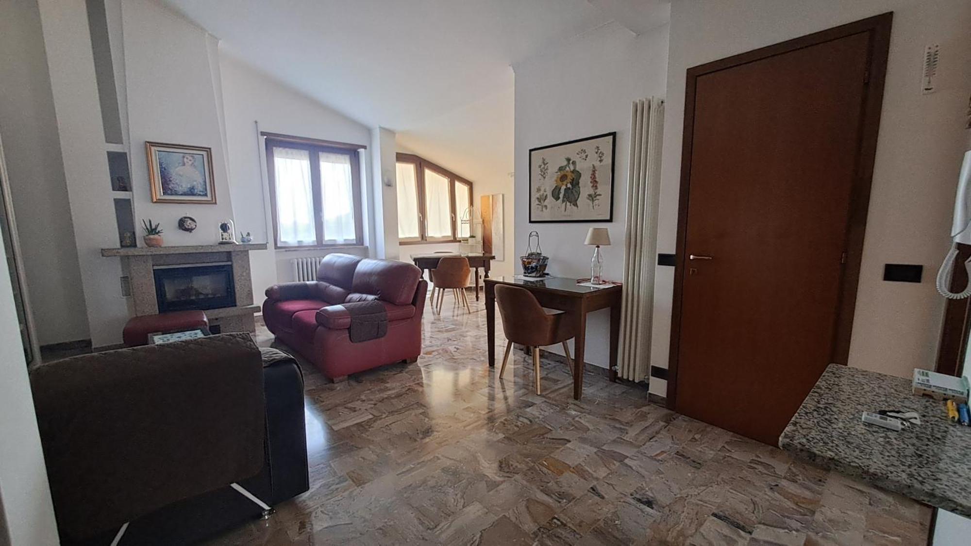 Colleoni'S Lodge Casa Vacanze Con 2 Appartamenti Verdellino Kültér fotó